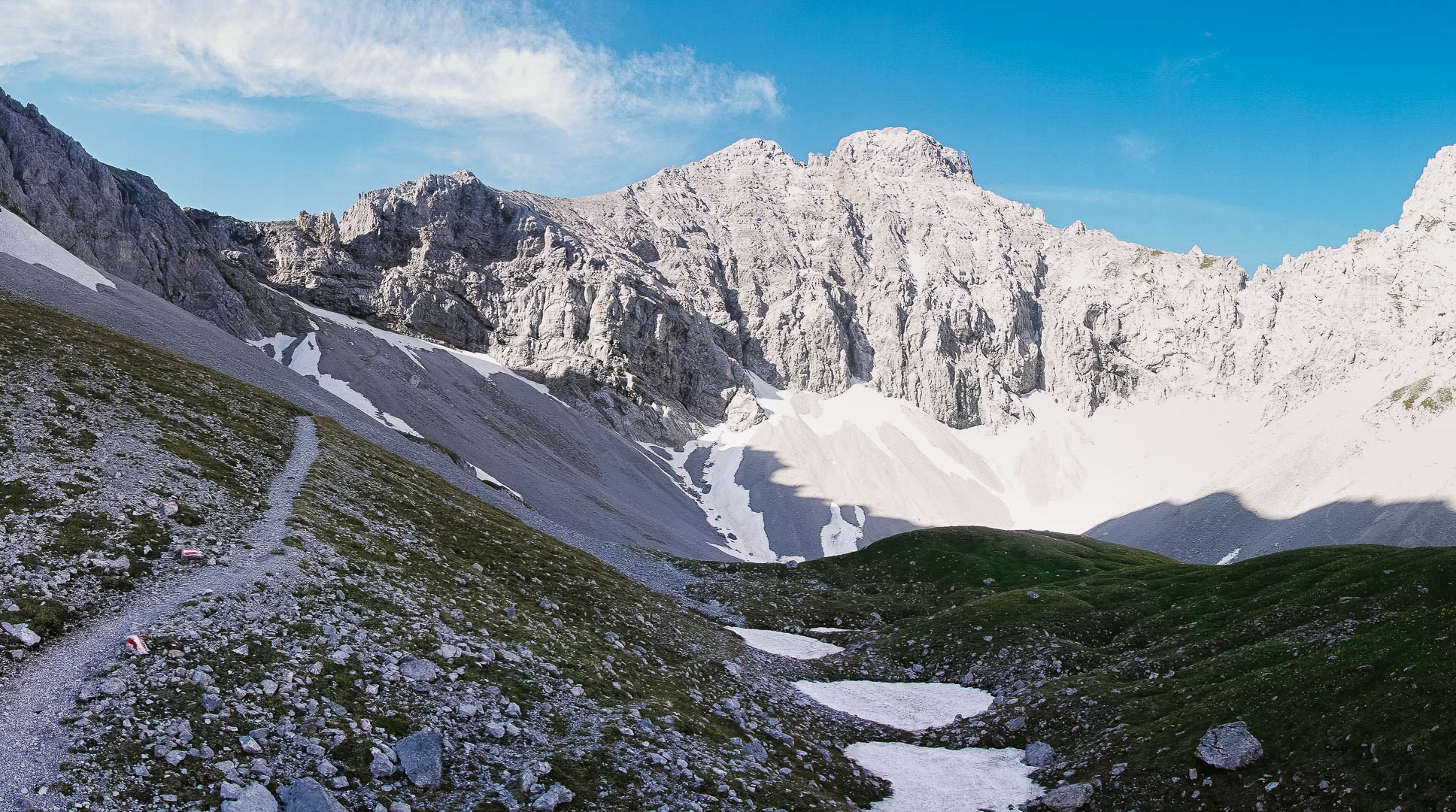 Nearing Frau Hitt Sattel