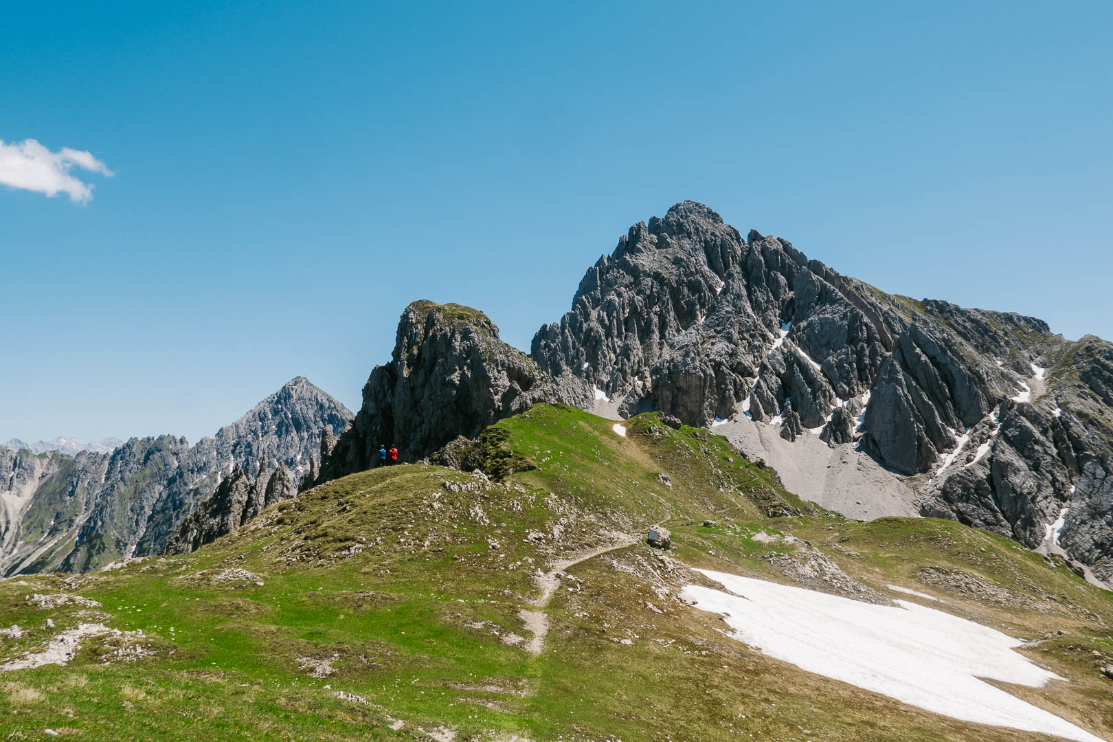 The standard route descends to the left, and the more exciting variation heads right